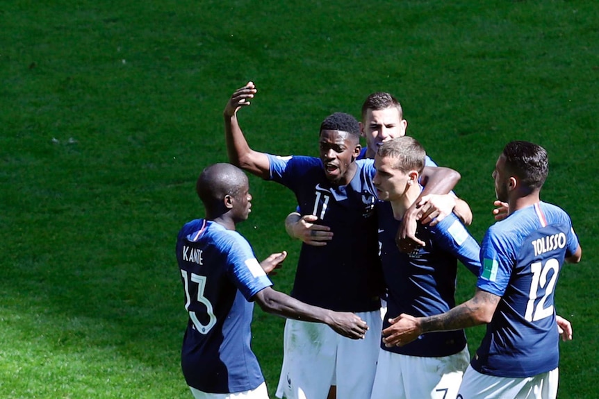 France celebrates Griezmann's goal against Australia