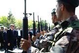 Erdogan greets military guards