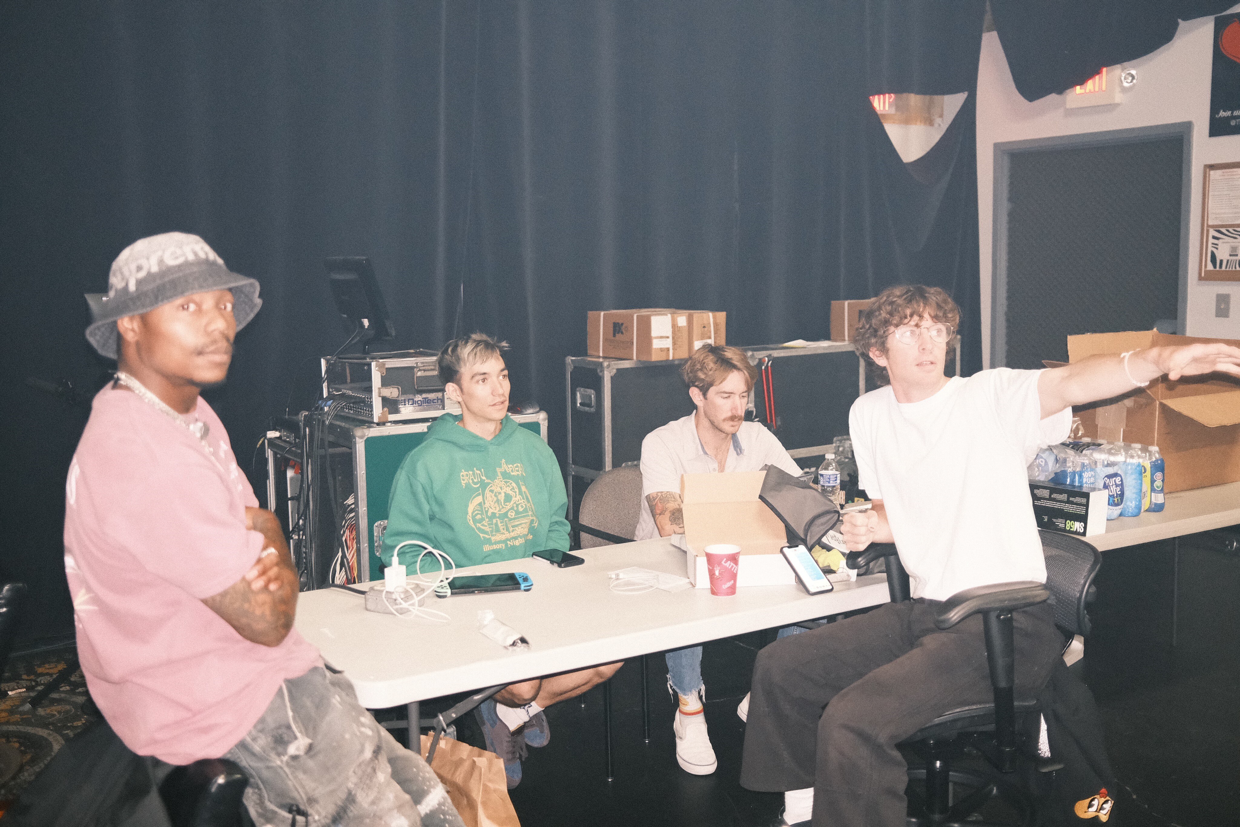 Live At The Wireless Turnstile - Vimarsana News