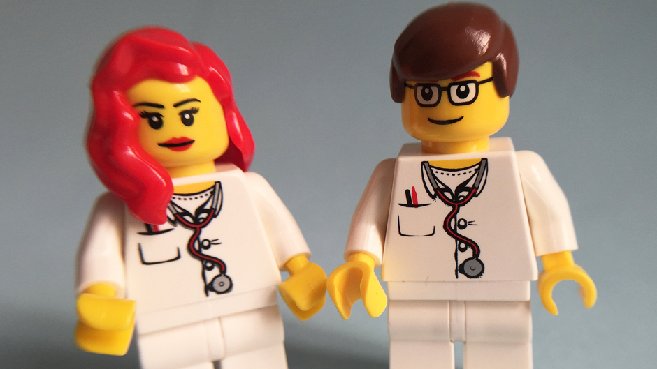Nurse Lego minifigs.