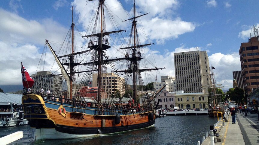 The Endeavour replica sails into Hobart.