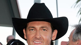 Australian singer Lee Kernaghan has won Album of the Year at the Golden Guitar Country Music Awards.