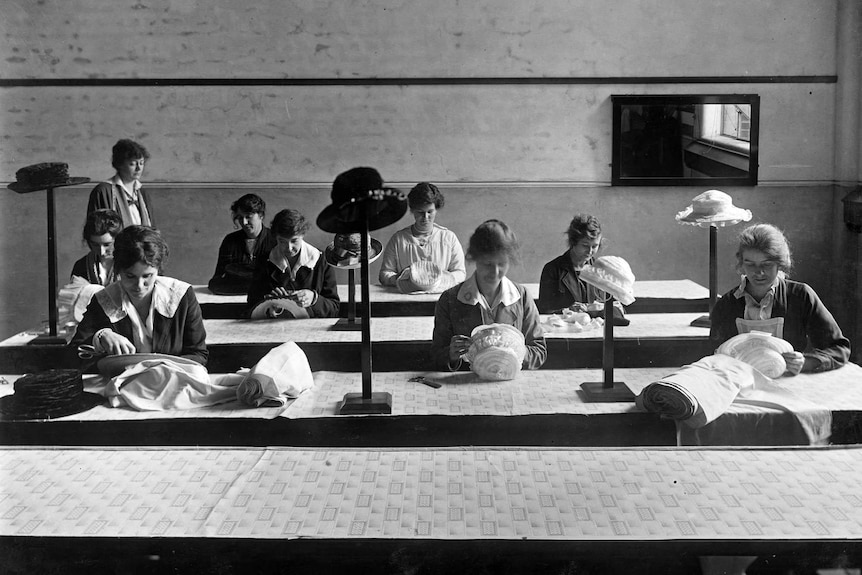 A millinery class for war widows, 1919