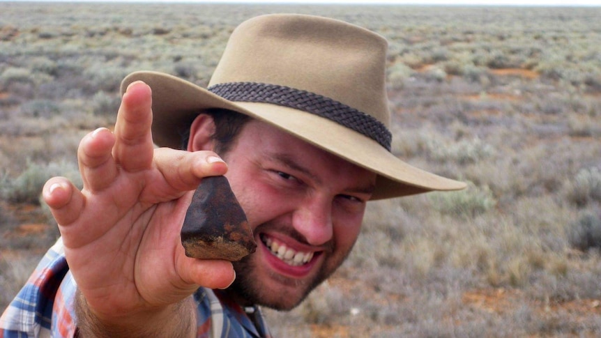 Alastair Tait's meteorite-hunting expedition to the Nullarbor has been supported by a crowd-funding campaign.