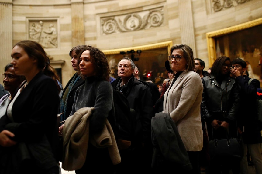 Visitors file into Washington's Capital Rotunda