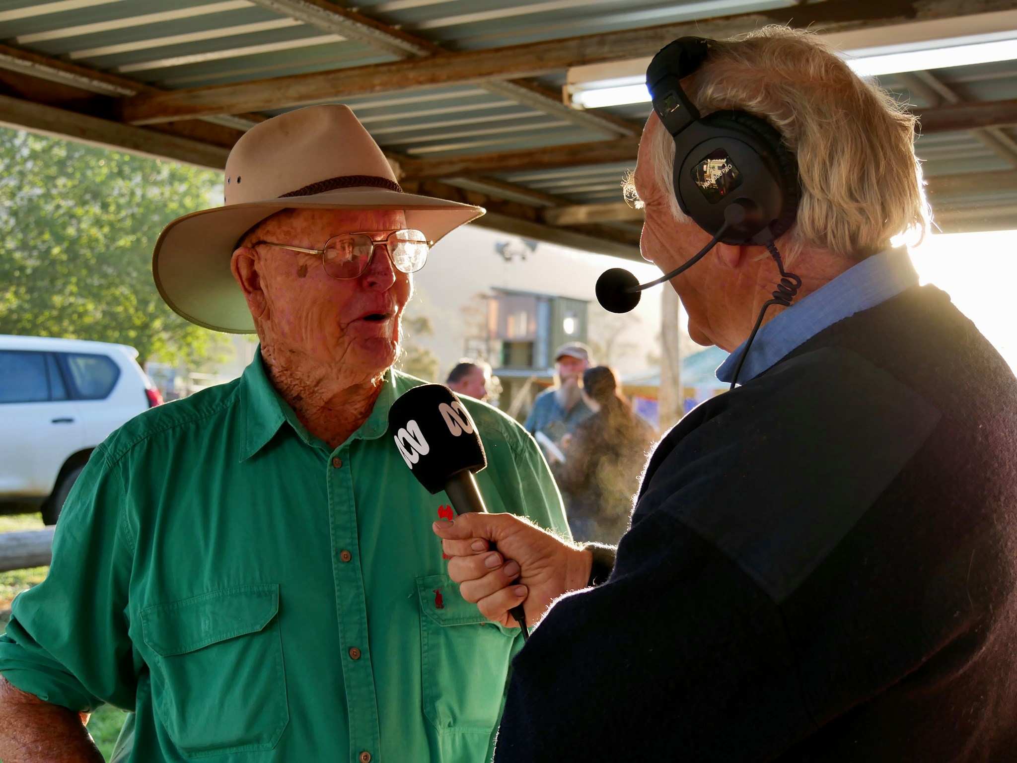ABC Upper Hunter broadcaster Mike Pritchard clocks up 30 years behind