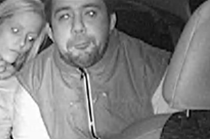 Police are searching for a man and woman over the assault of a taxi driver in Melbourne.