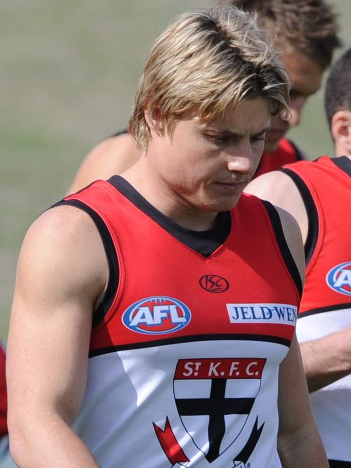 St Kilda player Clinton Jones trains at Morrabbin in Melbourne.