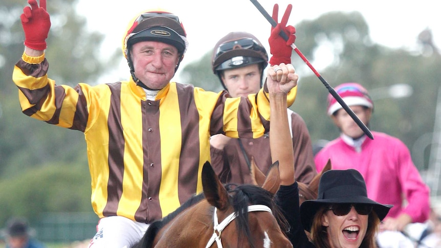 Jim Cassidy returns to scale aboard Steps In Time
