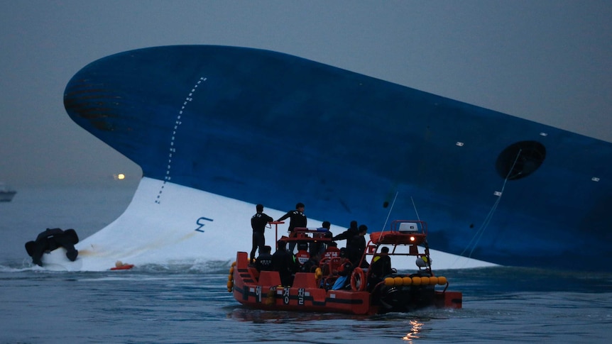 Ferry carrying 459 people sinks off South Korea