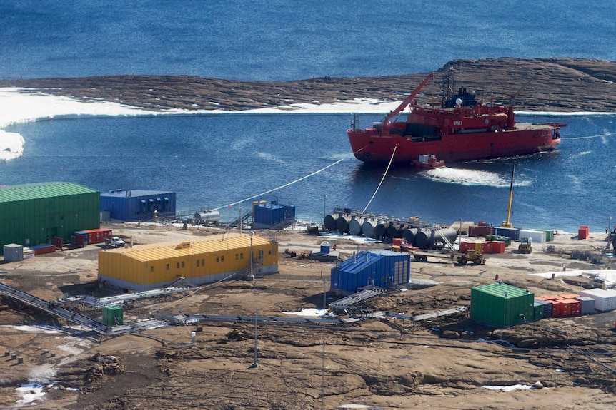 Aurora Australis moored near Mawson Station