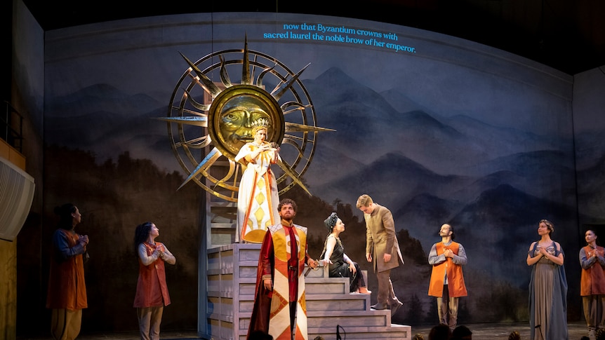 A royal scene from Pinchgut Opera's 2023 production of Giustino by Giovanni Legrenzi.