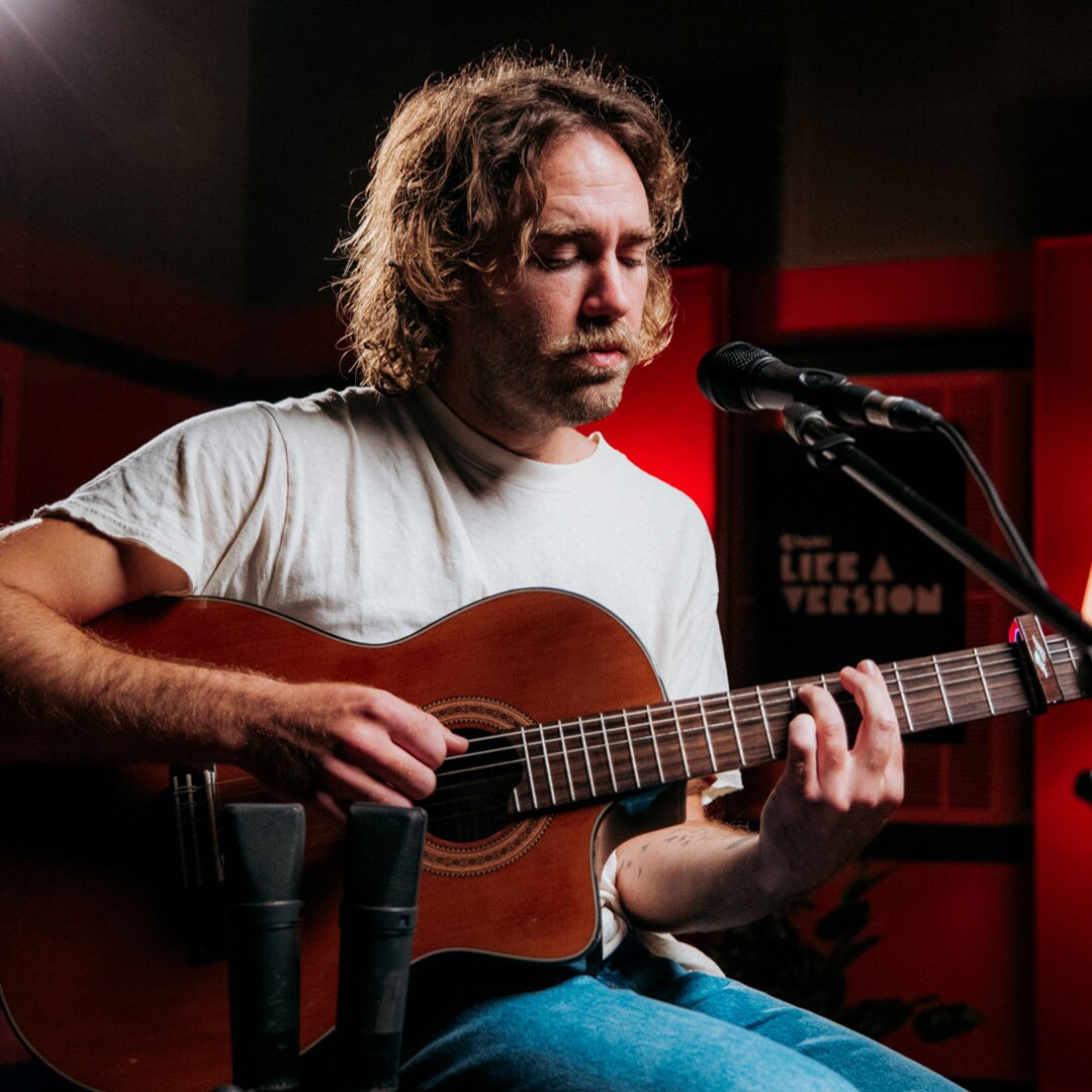 Matt Corby covers TLC's No Scrubs for Like A Version episode artwork