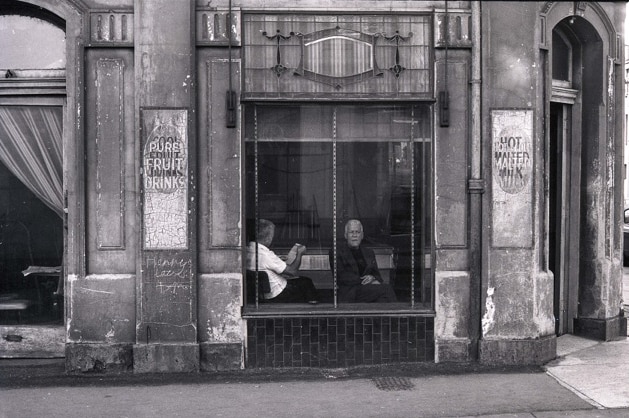 Billiard parlour, corner of Gertrude and Fitzroy Street.