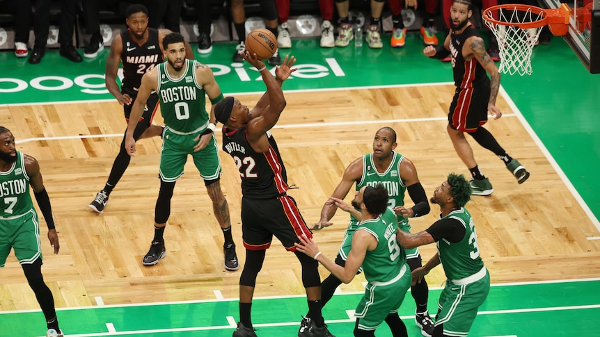 Miami Heat atteint la finale de la NBA, battant les Boston Celtics 103-84 dans le septième match de la finale de la Conférence de l’Est