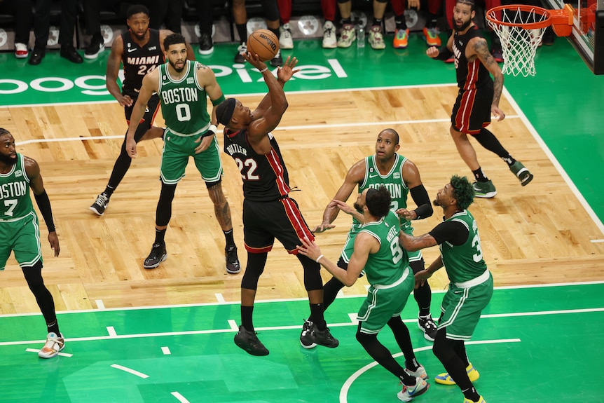 Miami Heat strike first against Celtics in East finals behind