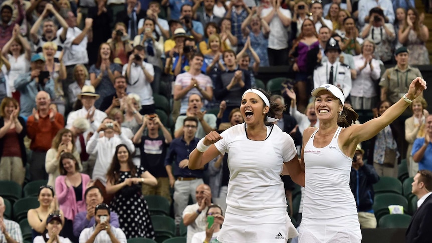 Marina Hingis and Sania Mirza win Wimbledon doubles