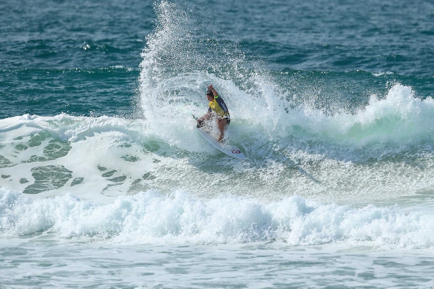 Tyler Wright turning sharply in France