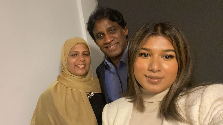 Zathia Bazeer celebrating Ramadan with her parents in their Melbourne home in 2021. 