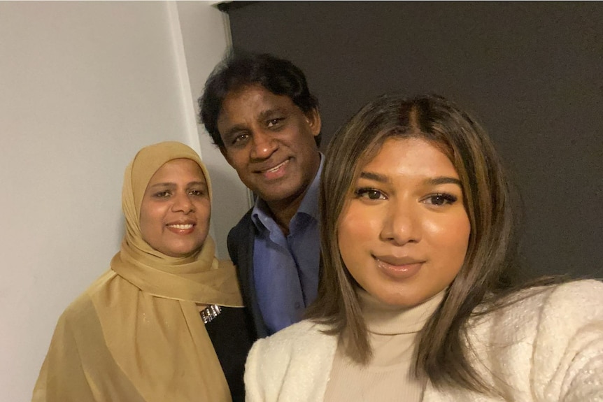 Zathia Bazeer celebrating Ramadan with her parents in their Melbourne home in 2021. 