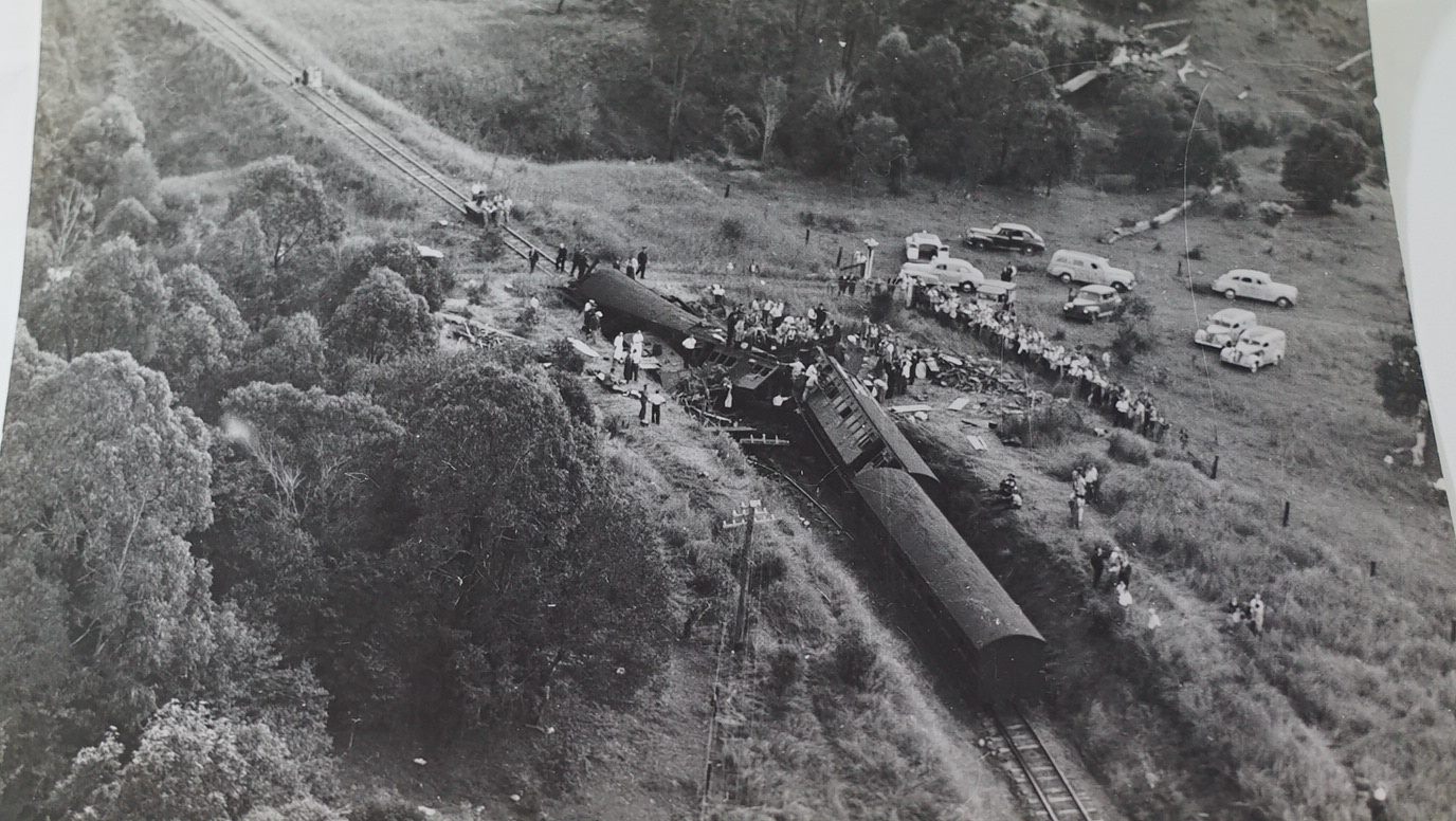 Crash survivor remembers Queensland's worst rail disaster at Camp