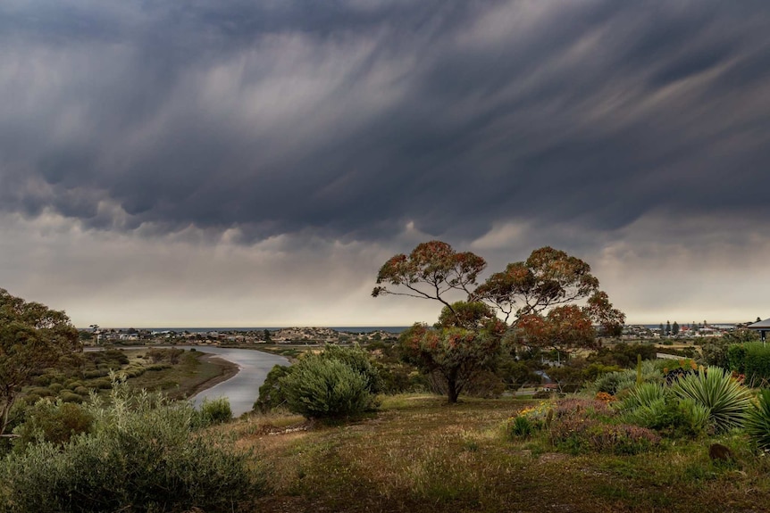 Stormy weather over Port Noarlunga