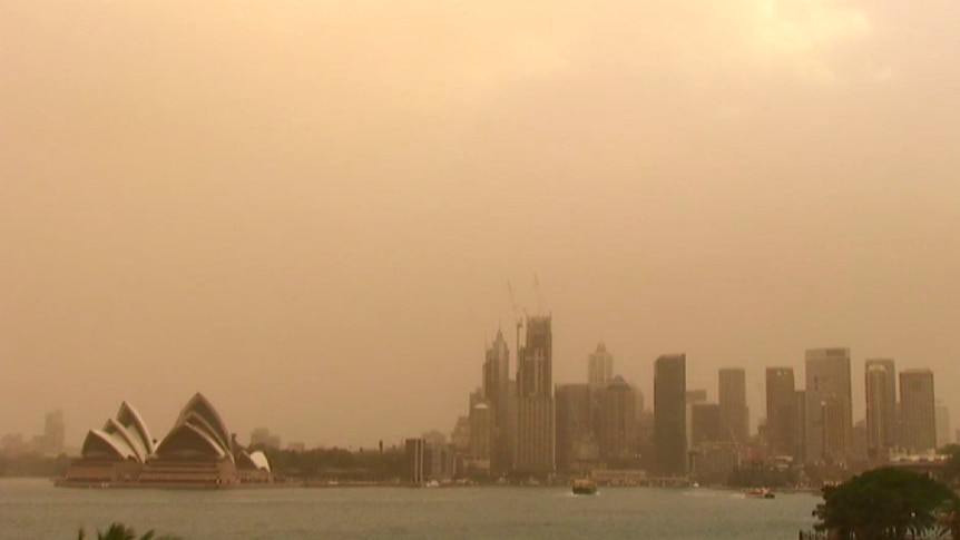 Sydney skyline after bushfire smoke