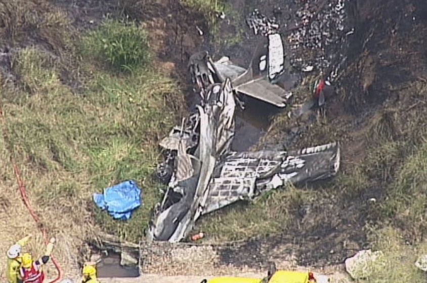 Authorities at site of a light plane crash which killed the pilot at Helidon Spa in Queensland's Lockyer Valley
