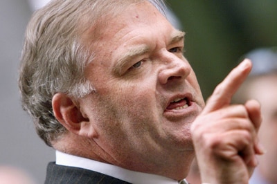 Beazley used Question Time to accuse Roads Minister Jim Lloyd of defrauding the Commonwealth.