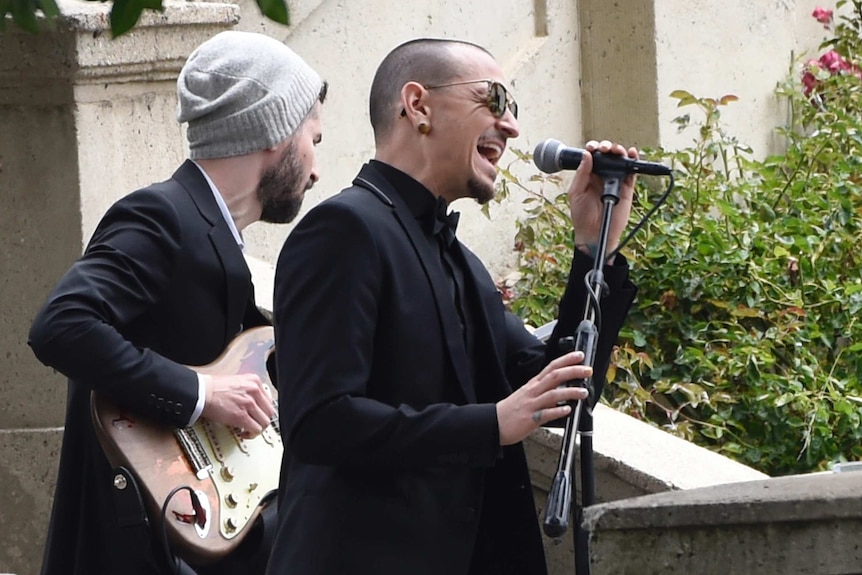 Chester Bennington performs at Chris Cornell's funeral