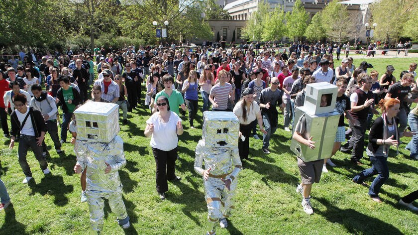 Melbourne University students break the robot dance record