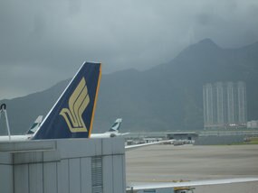 Flight attendant fined over laptop porn - ABC News