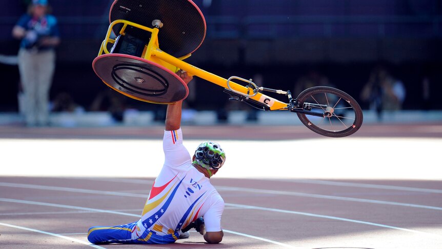 Jesus Aguilar crashes during an 800m heat at the London 2012 Paralympic Games.