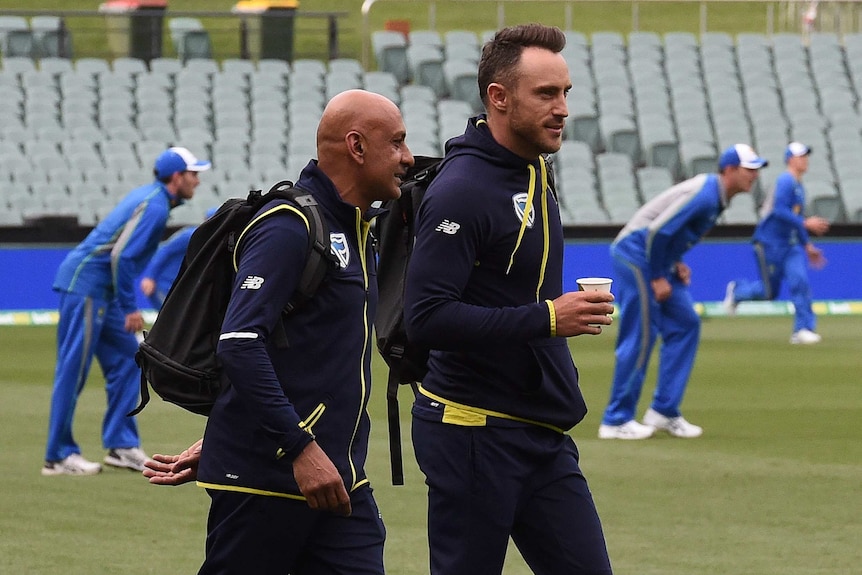 Faf du Plessis and Zunaid Wadee at South Africa cricket training