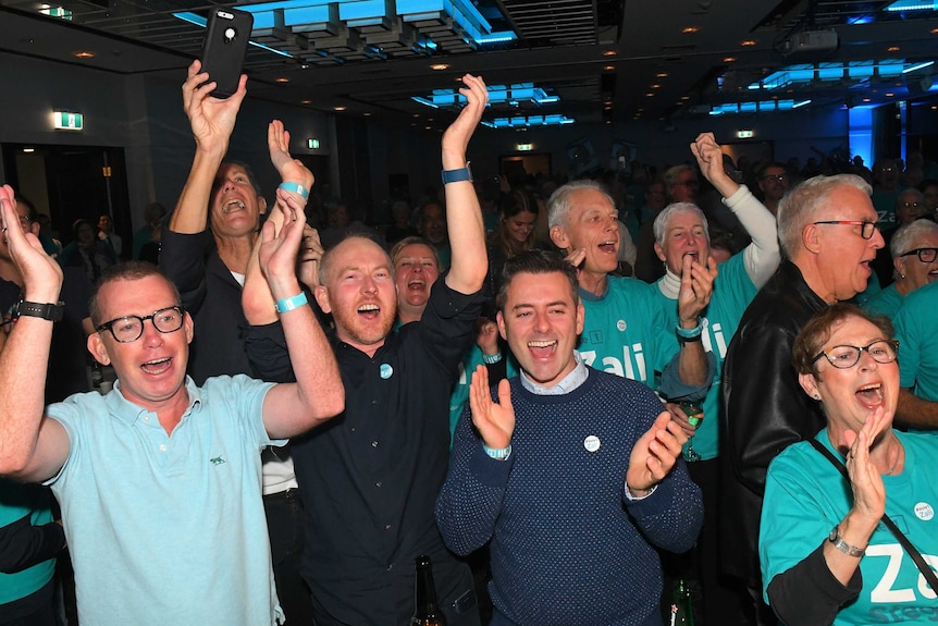 Zali Steggall supporters celebrating at an event in Manly.