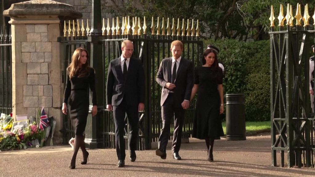 Meghan Markle, Harry, William and Kate's joint appearance almost didn't happen, but one text changed everything - ABC News