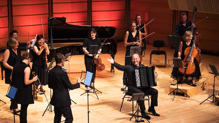 James Crabb, Richard Tognetti and the ACO perform Piazzolla
