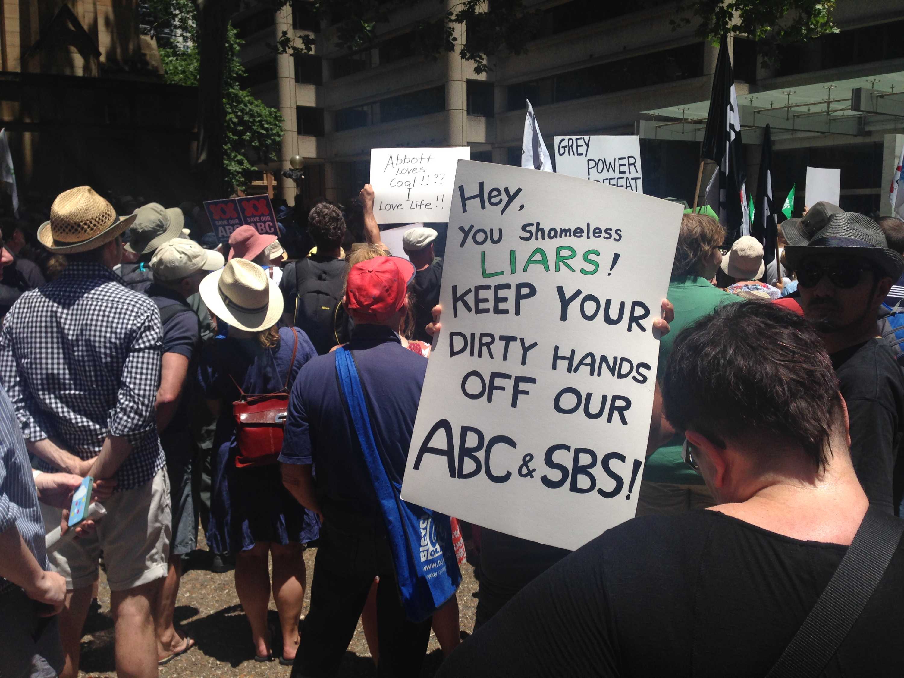 Thousands of Sydney protesters rally against ABC funding cuts - ABC News