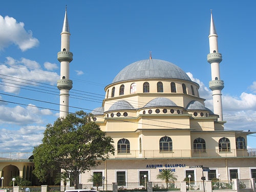 Architect David Evans designed the mosque based on Classical Ottoman mosque design.