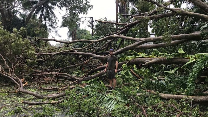 Darwin clean up begins after Cyclone Marcus