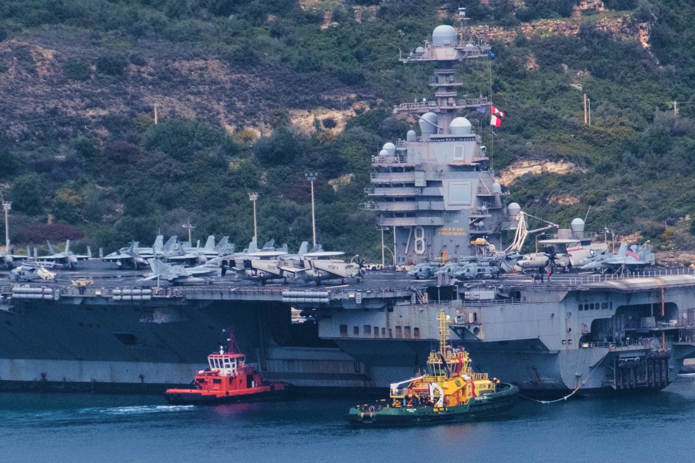 Trump orders navy to revert to steam-powered fighter launching system