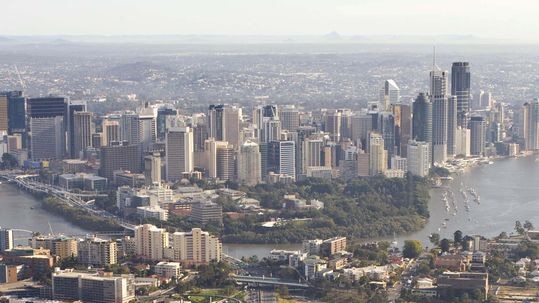 The survey found economic growth has slowed in Queensland in the last 12 months, due to companies mothballing new projects.