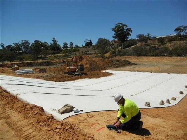 Current work to lay the dam lining