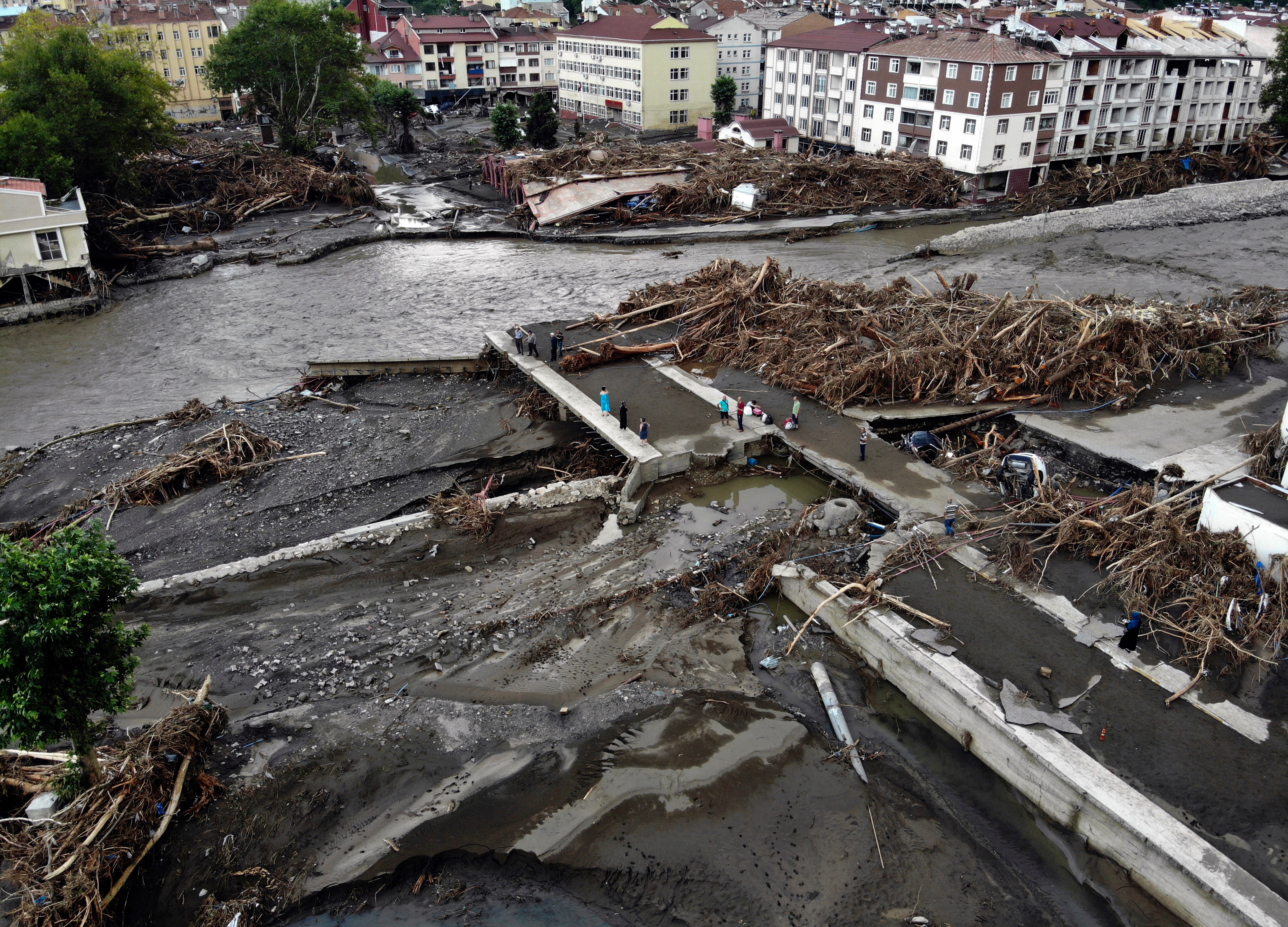 Northern Turkey 'disaster' Floods Death Toll Rises To 44, Hundreds ...