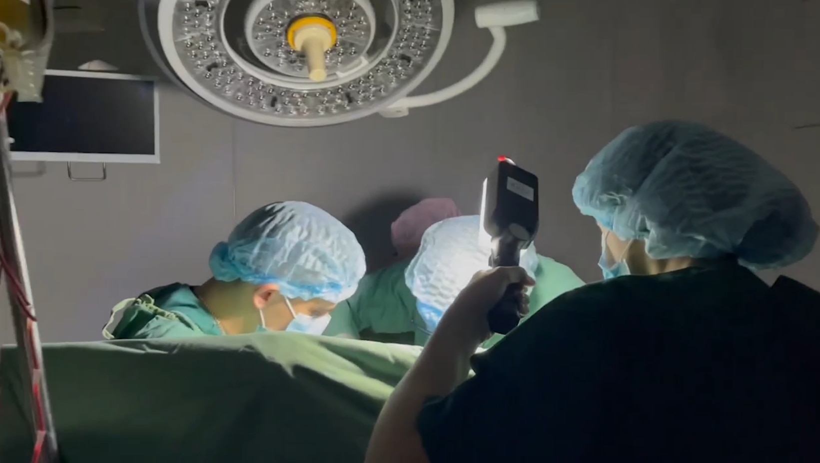 Doctors race through Kyiv missile strike to deliver child's donor heart