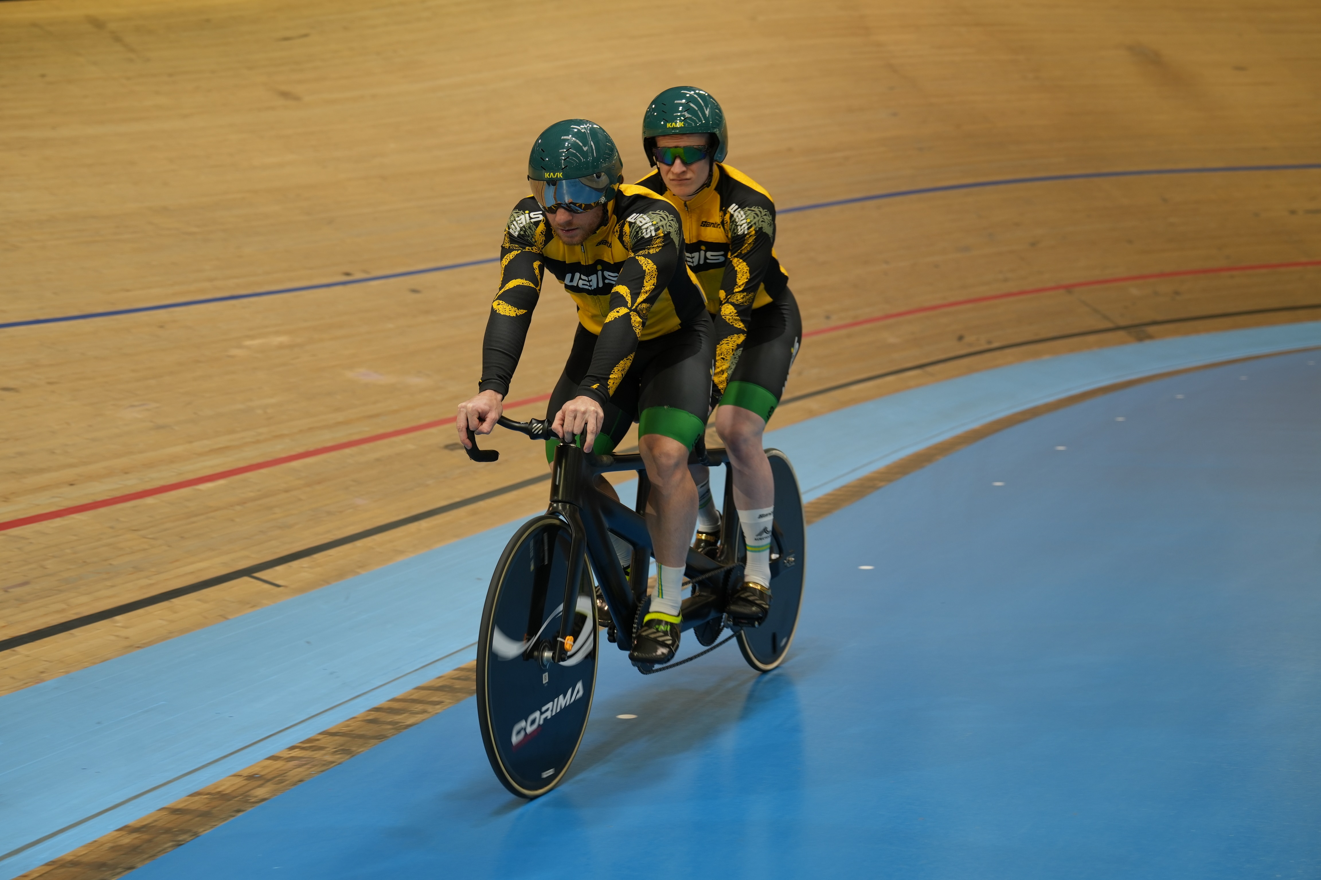 The unbreakable trust fuelling cyclists Glasgow medal push