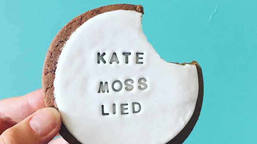 Kate Moss Lied: one of Sweet Mickie's quote cookies.