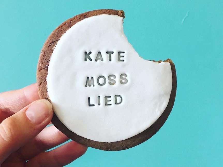 Kate Moss Lied: one of Sweet Mickie's quote cookies.