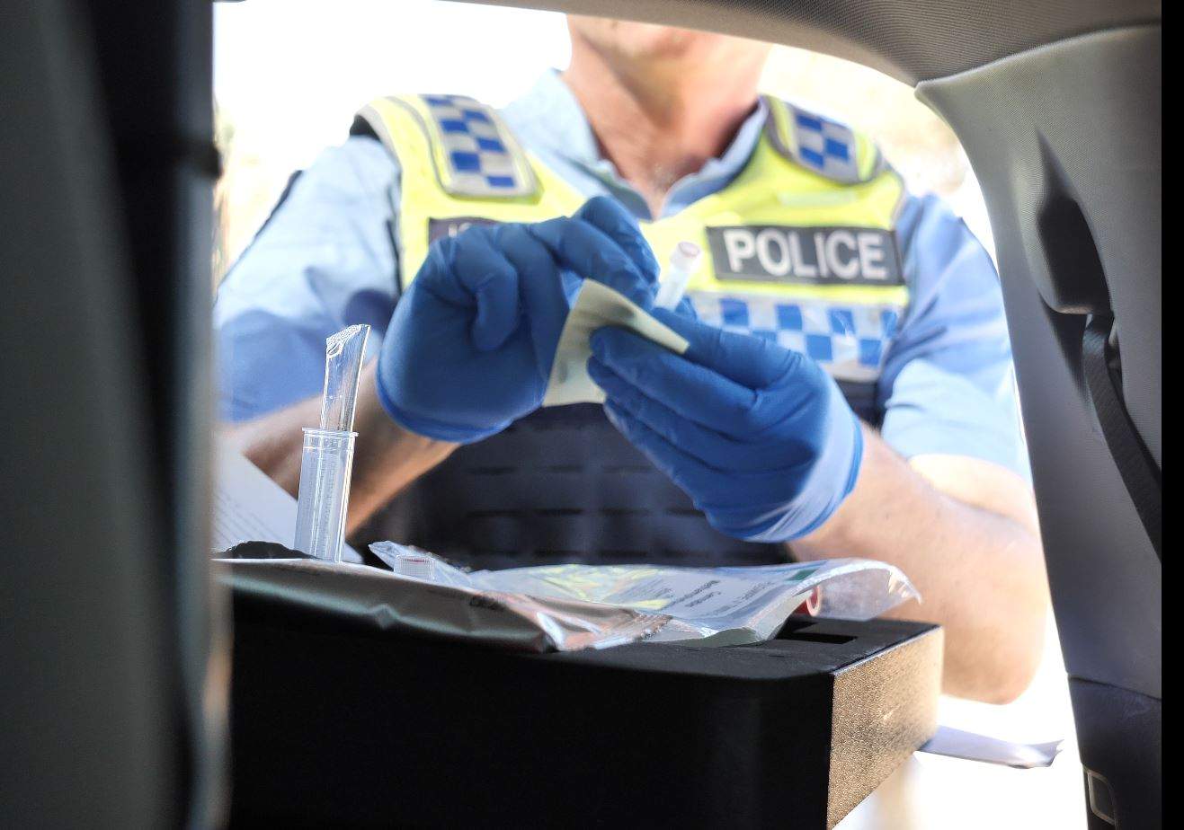 Spanish authorities begin the clean up in Valencia ABC listen