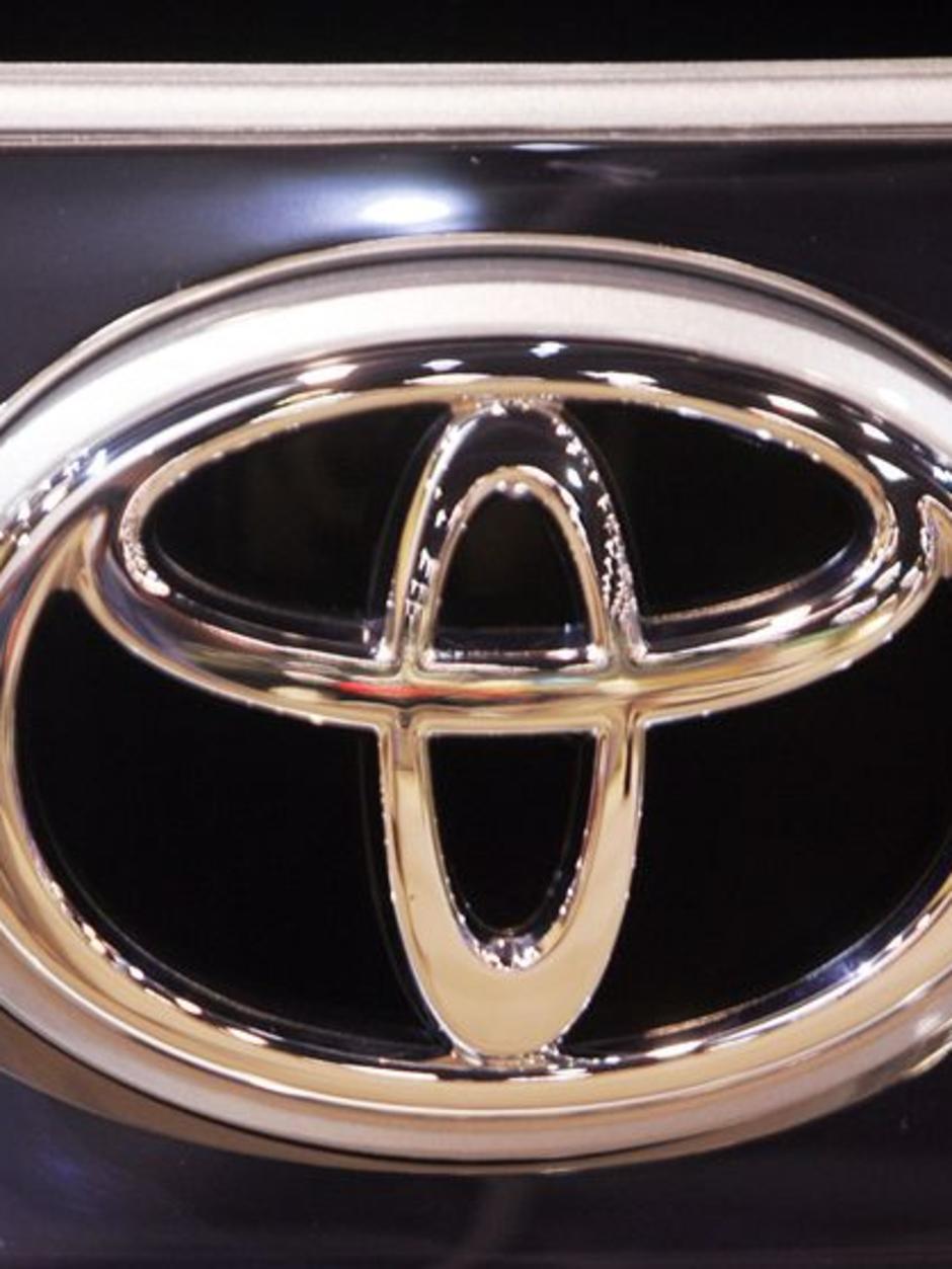 Toyota Recalls 25 000 Cars In Australia Abc News